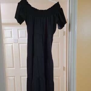 maxi black dress